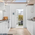 Dom wakacyjny 2 Bedroom Cozy In Sjolund