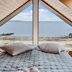 2 Bedroom Cozy In Dom wakacyjny Sjolund