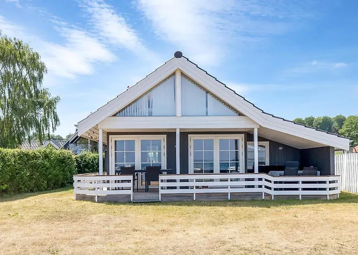 Дом отдыха 2 Bedroom Cozy In