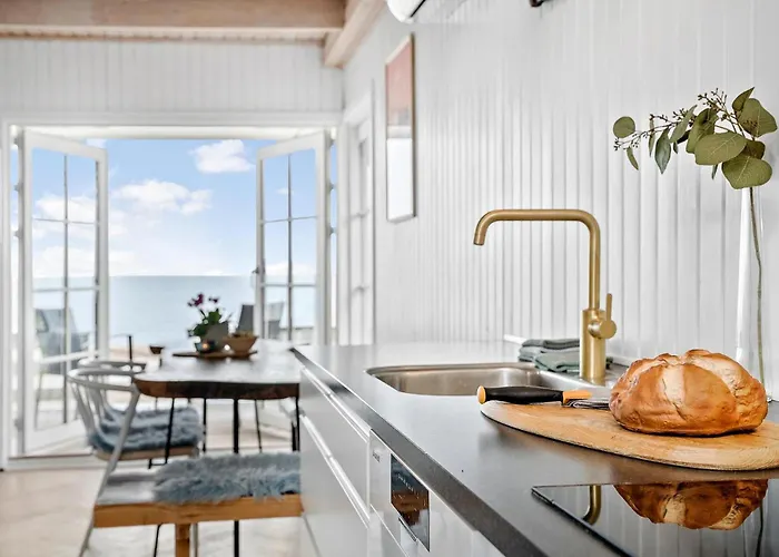 펜션 2 Bedroom Cozy In Sjolund