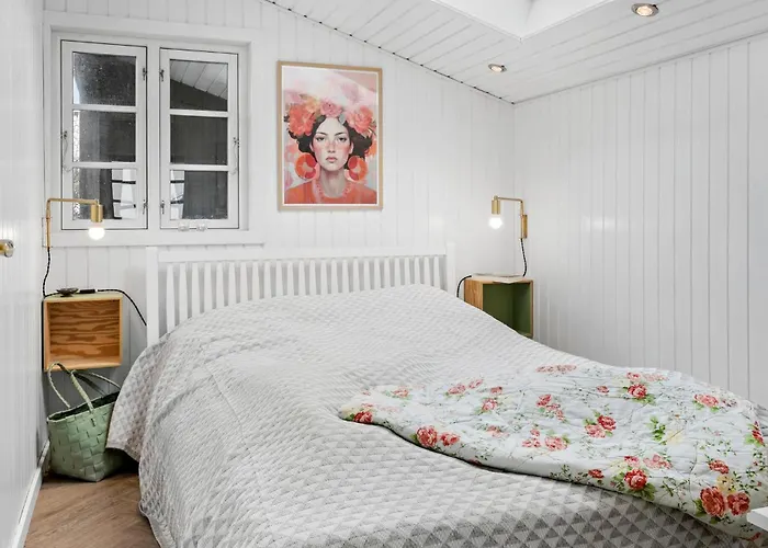 2 Bedroom Cozy In